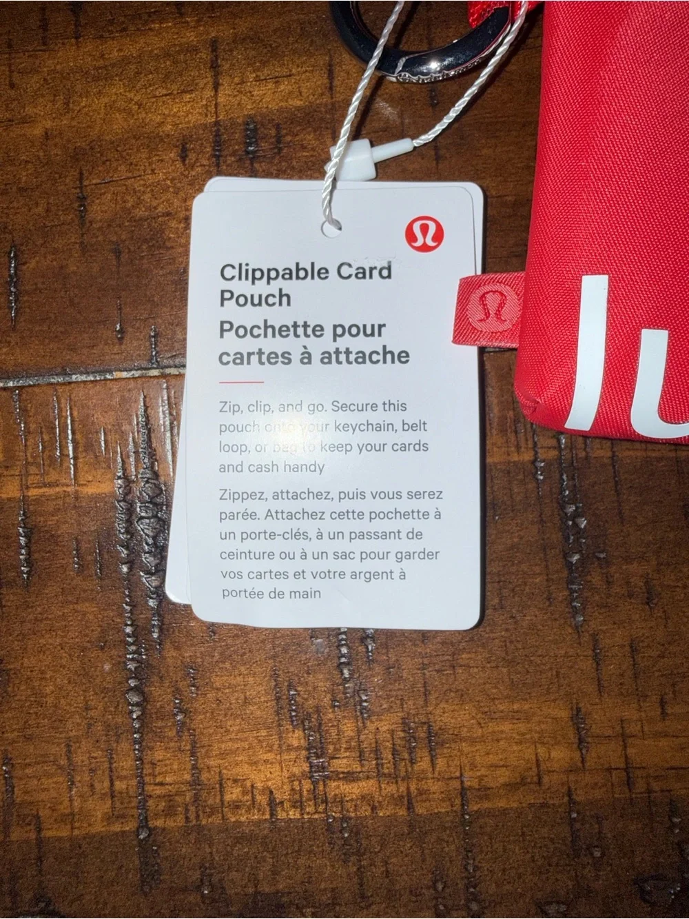 lululemon red and white clippable card pouch
